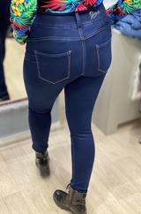 Bara-Valentina farmer Bara-Valentina farmer